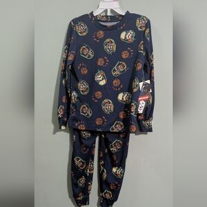 NEW Star Wars Kids Pajama Set Size 4/5 *BINL